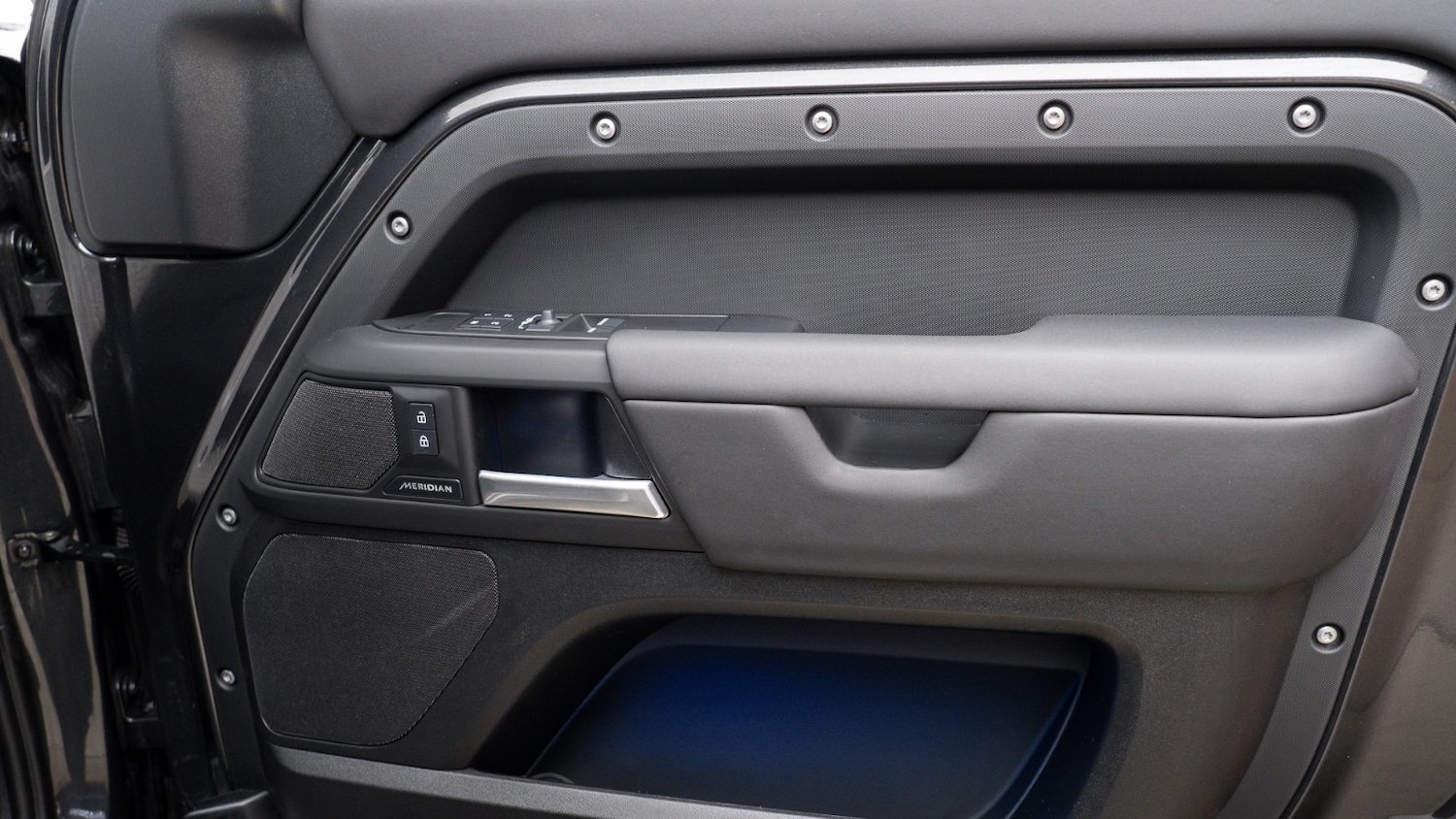 Used Land Rover Defender 2024 for sale - 77225016: Photo 23