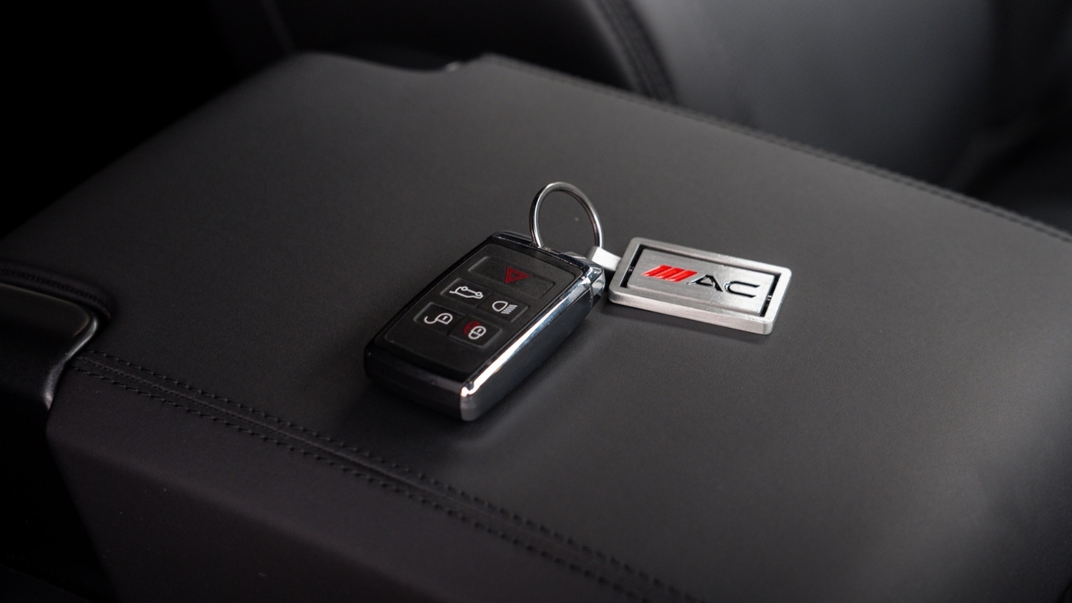 Used Land Rover Defender 2024 for sale - 77225016: Photo 33