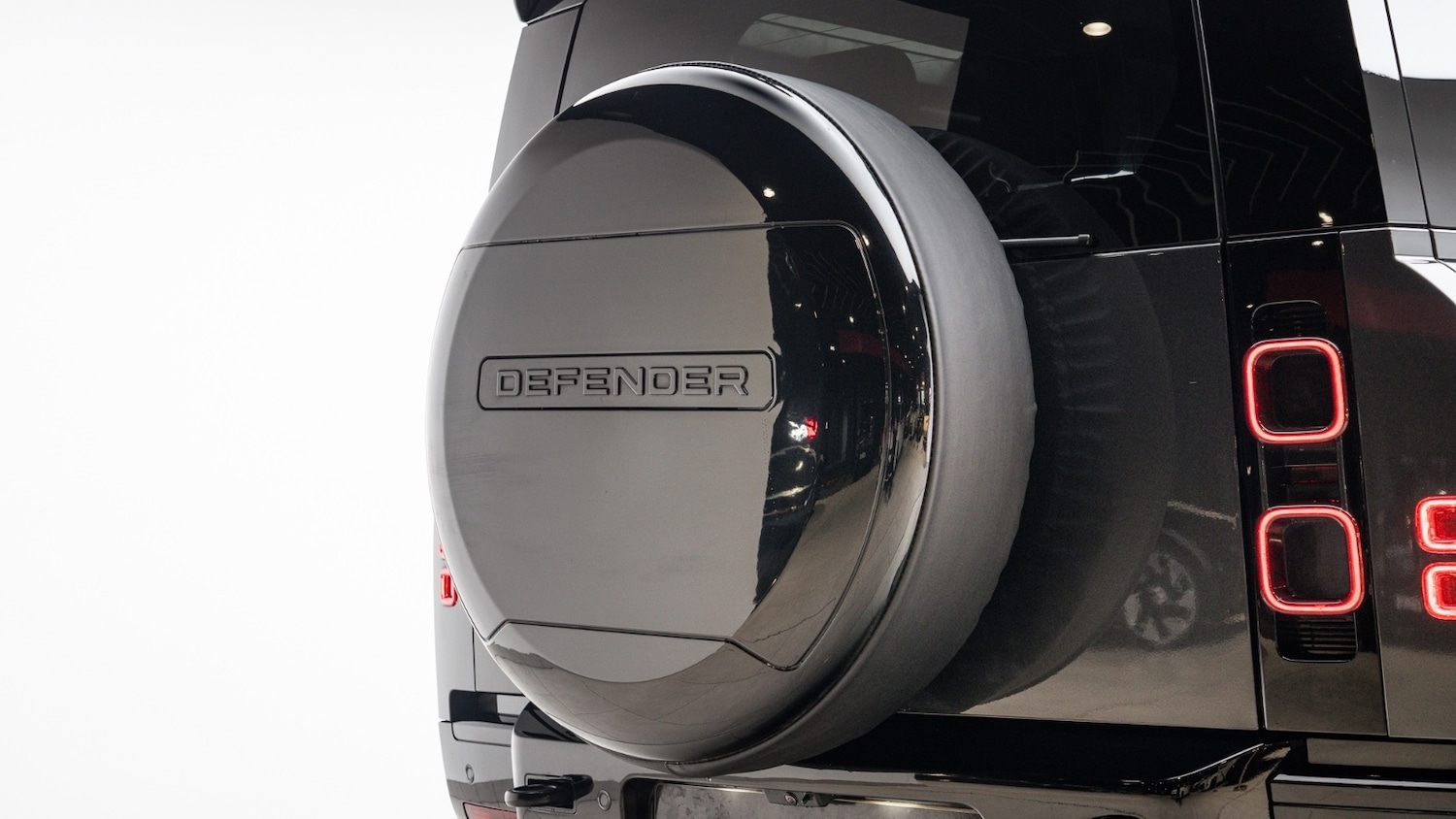 Used Land Rover Defender 2024 for sale - 77225016: Photo 42