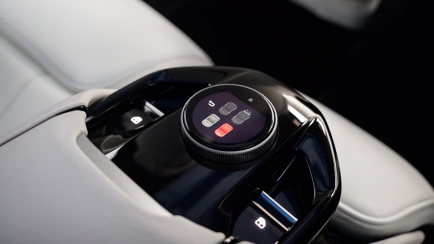 Used Ferrari Purosangue 2025 for sale - 77600326: Photo 11