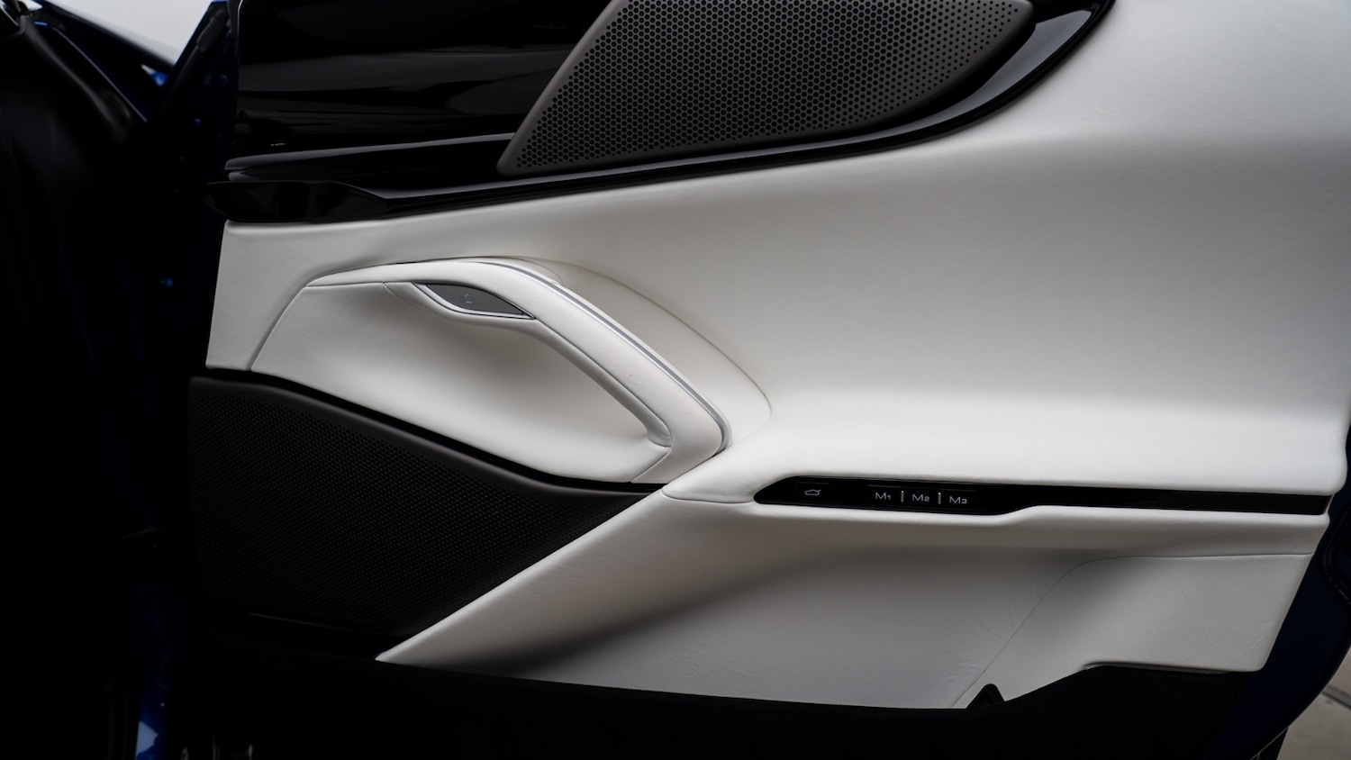 Used Ferrari Purosangue 2025 for sale - 77600326: Photo 18