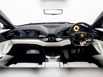 Used Ferrari Purosangue 2025 for sale - 77600326: Photo