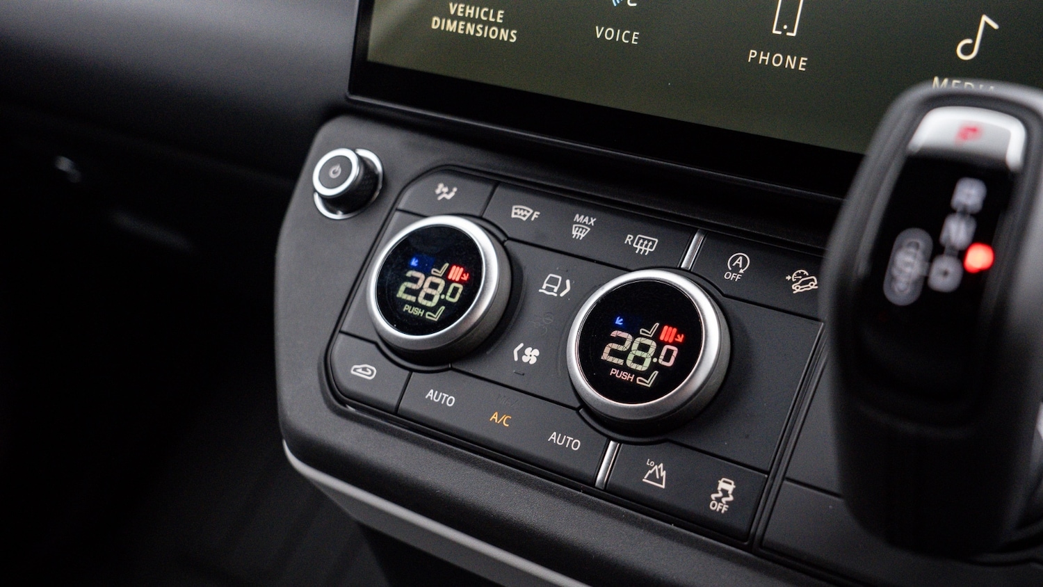 Used Land Rover Defender 2025 for sale - 77116092: Photo 19