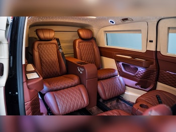 Used Mercedes-Benz V-Class 2023 for sale - 78485988: Photo