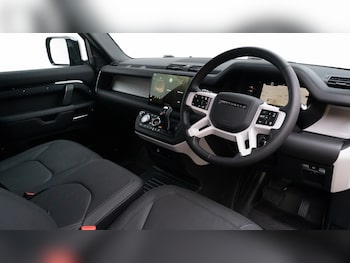 Used Land Rover Defender 2025 for sale - 75471616: Photo