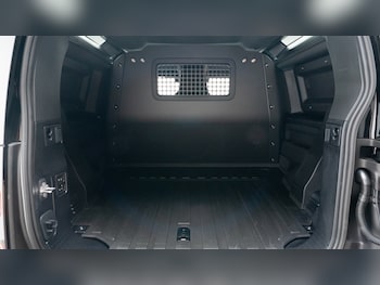 Used Land Rover Defender 2025 for sale - 75471616: Photo