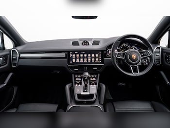Used Porsche Cayenne 2022 for sale - 77035919: Photo