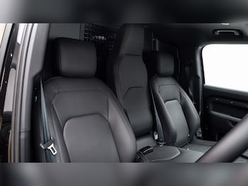 Used Land Rover Defender 2026 for sale - 78094709: Photo