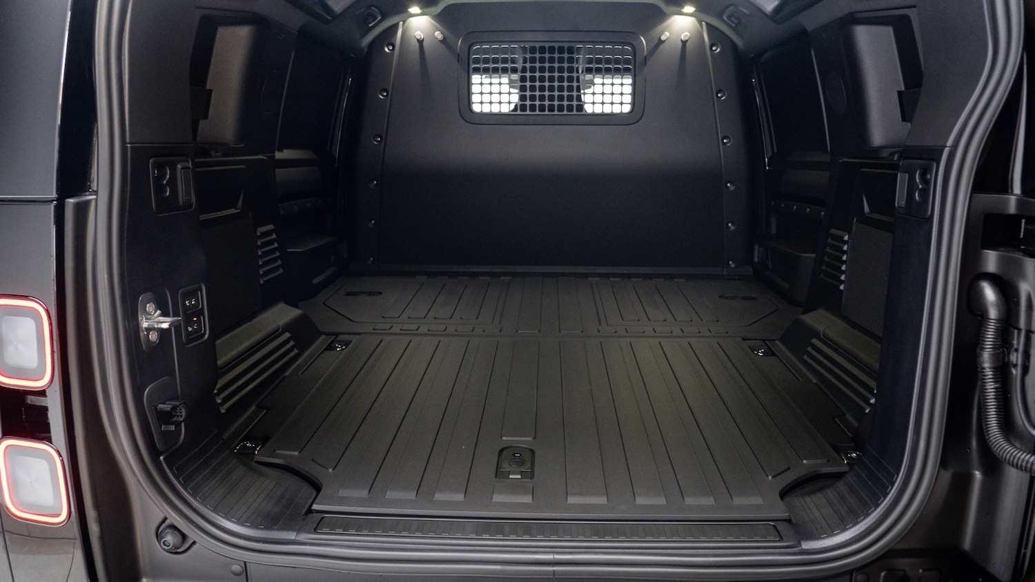 Used Land Rover Defender 2026 for sale - 78094709: Photo 4