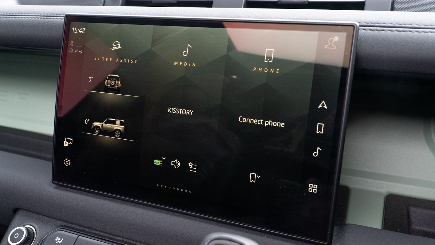 Used Land Rover Defender 2023 for sale - 77170574: Photo 26