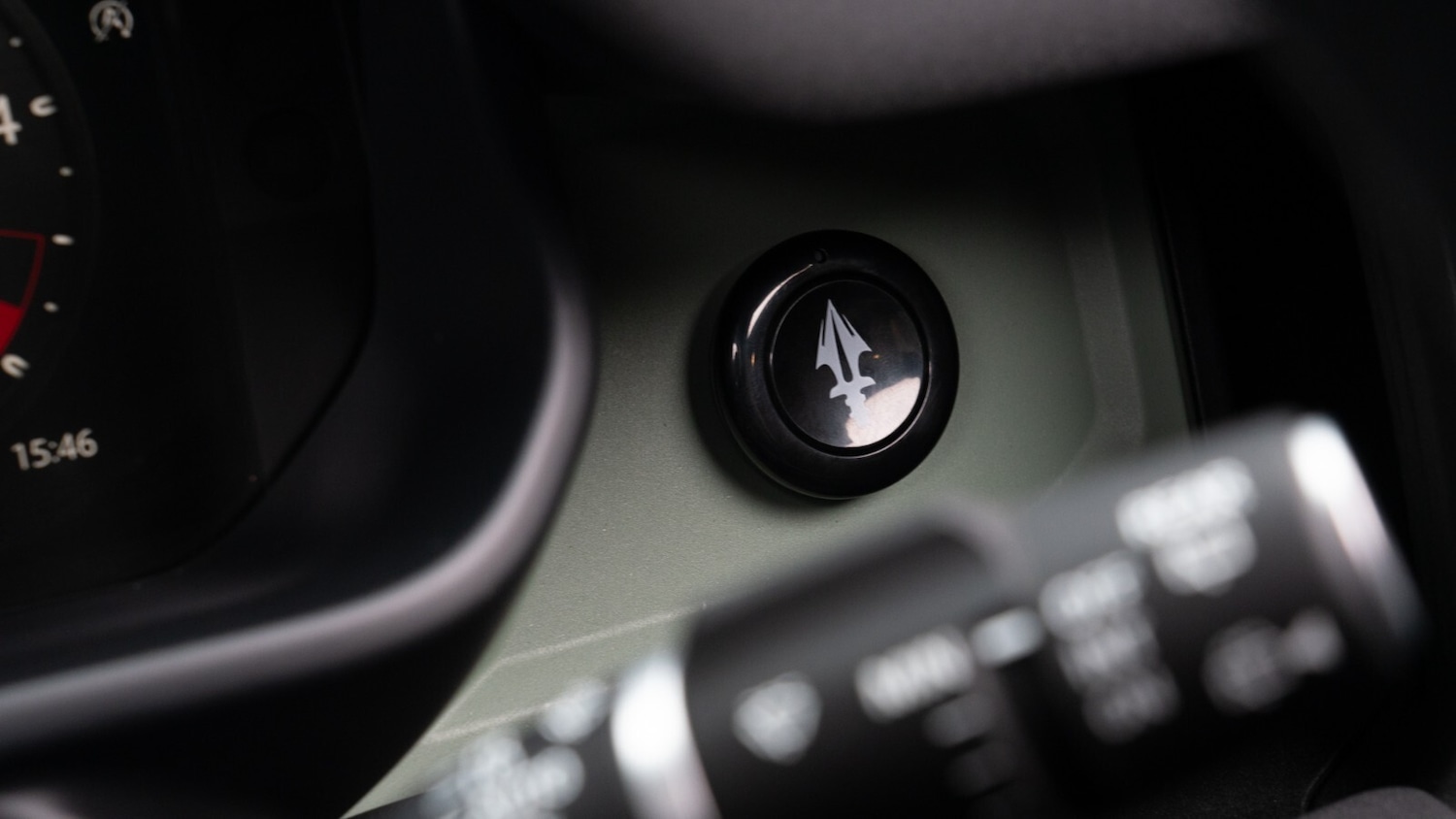 Used Land Rover Defender 2023 for sale - 77170574: Photo 33