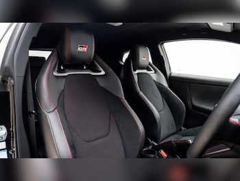 Used Toyota Yaris 2022 for sale - 78246854: Photo