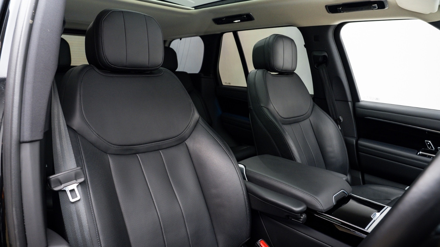 Used Land Rover Range Rover 2025 for sale - 77576524: Photo 3