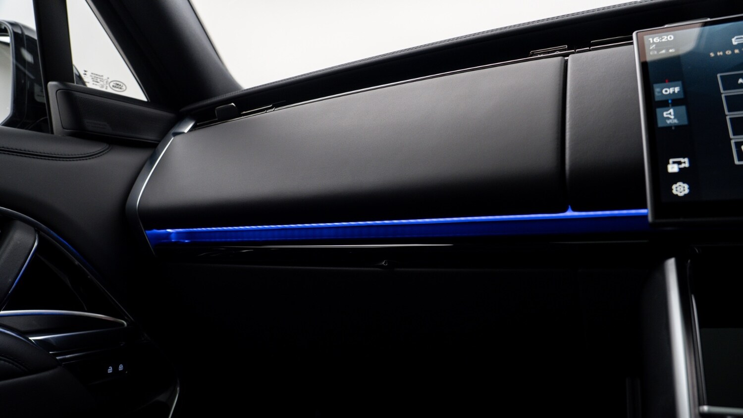 Used Land Rover Range Rover 2025 for sale - 77576524: Photo 32