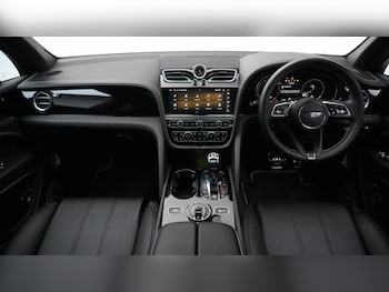 Used Bentley Bentayga 2022 for sale - 76079139: Photo 2