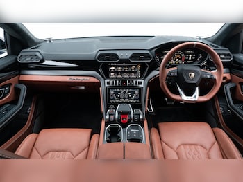 Used Lamborghini Urus 2024 for sale - 75471339: Photo