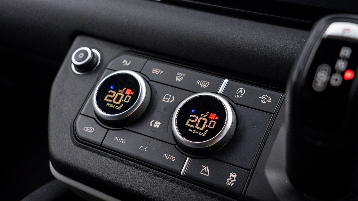 Used Land Rover Defender 2022 for sale - 76914855: Photo 22