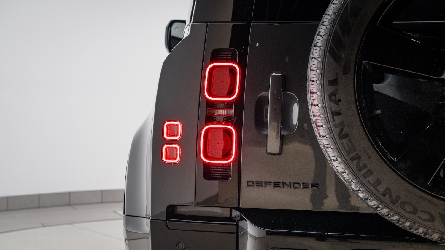 Used Land Rover Defender 2022 for sale - 76914855: Photo 29