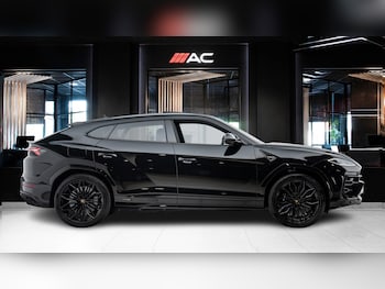 Used Lamborghini Urus 2025 for sale - 79515675: Photo