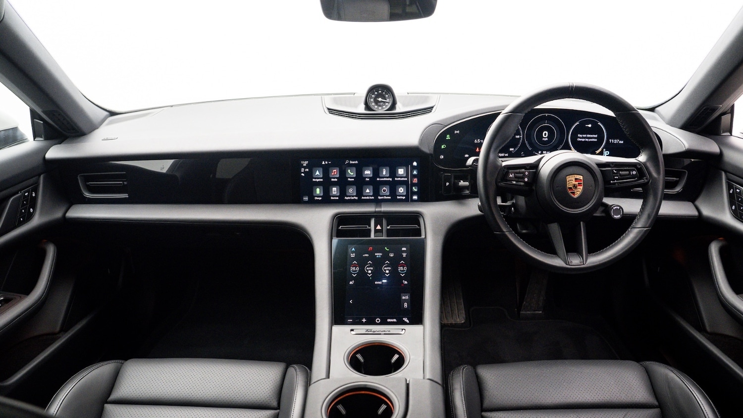 Used Porsche Taycan 2023 for sale - 77885454: Photo 2