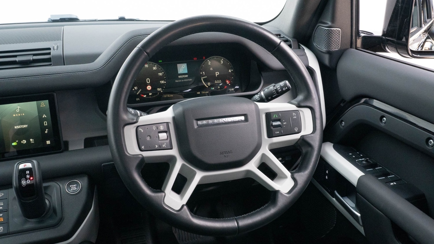 Used Land Rover Defender 2024 for sale - 76652382: Photo 12