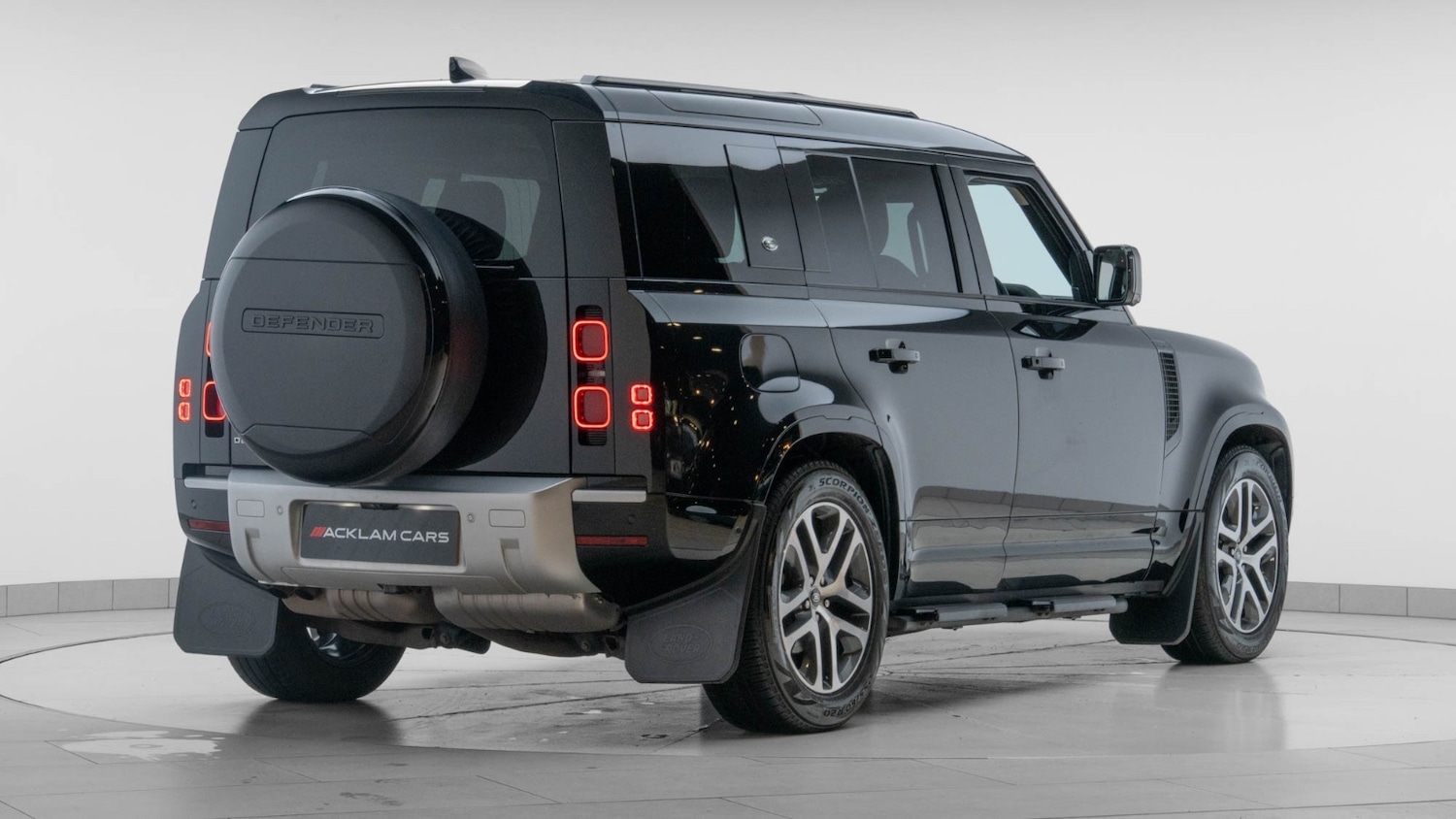 Used Land Rover Defender 2024 for sale - 76652382: Photo 6