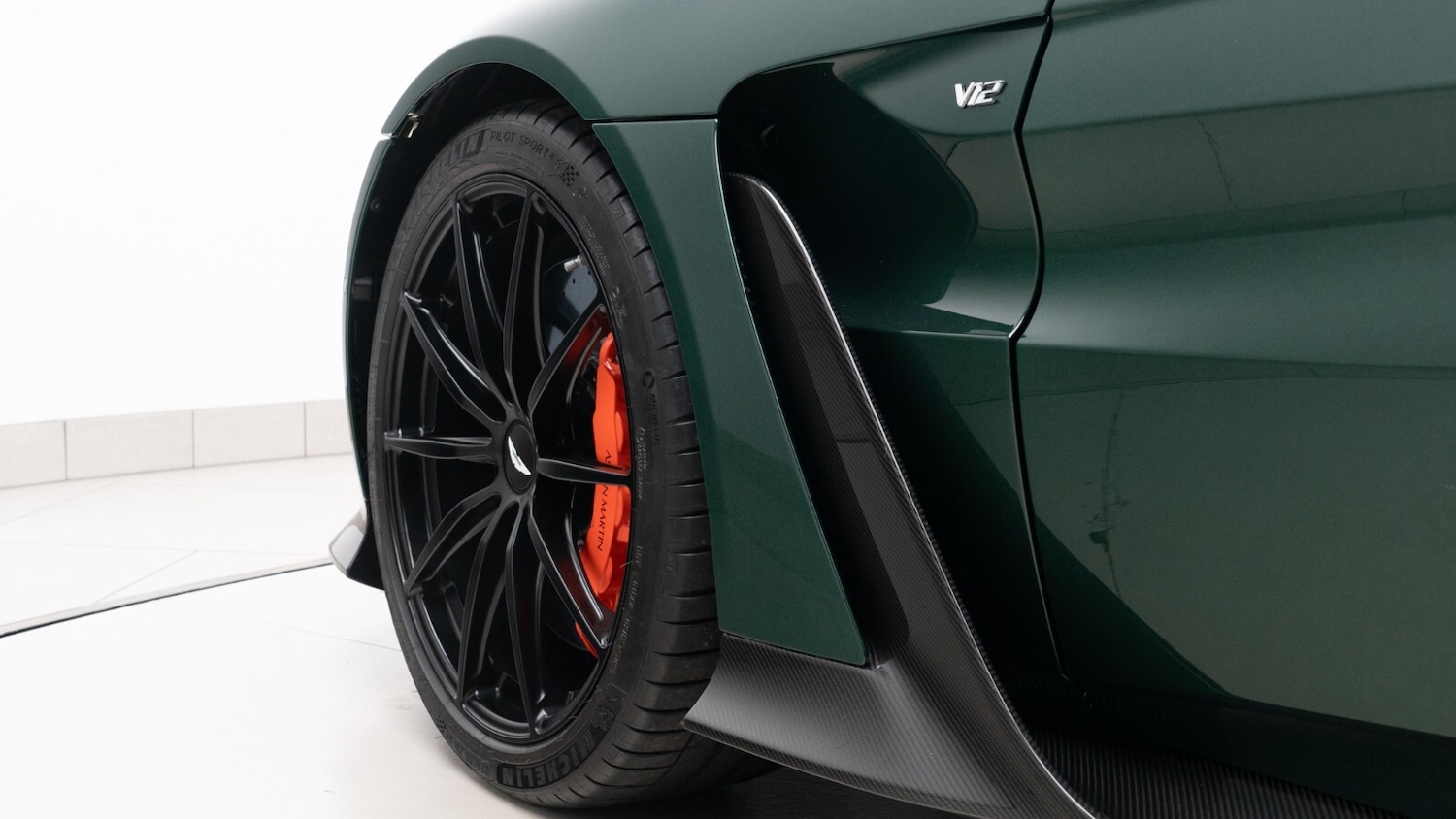 Used Aston Martin Vantage 2023 for sale - 76519449: Photo 11