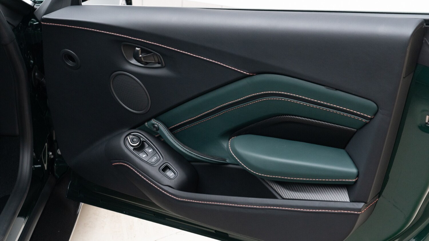 Used Aston Martin Vantage 2023 for sale - 76519449: Photo 24