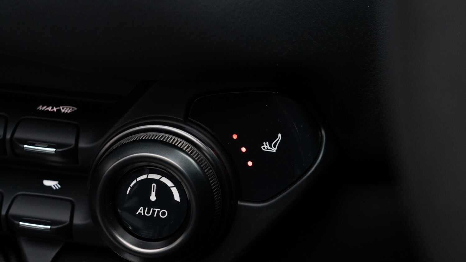 Used Aston Martin Vantage 2023 for sale - 76519449: Photo 37