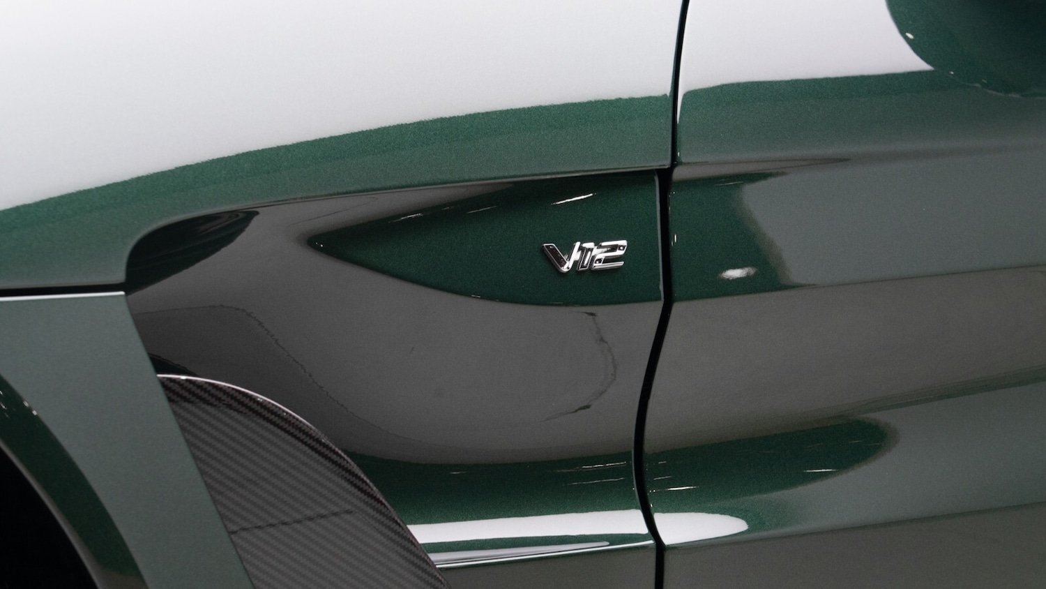 Used Aston Martin Vantage 2023 for sale - 76519449: Photo 46