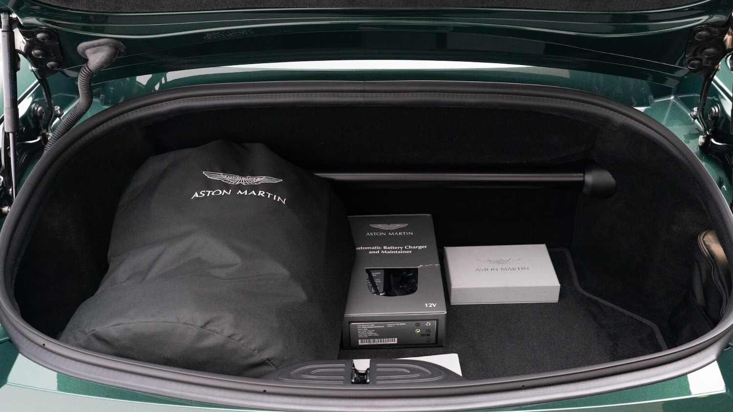 Used Aston Martin Vantage 2023 for sale - 76519449: Photo 55