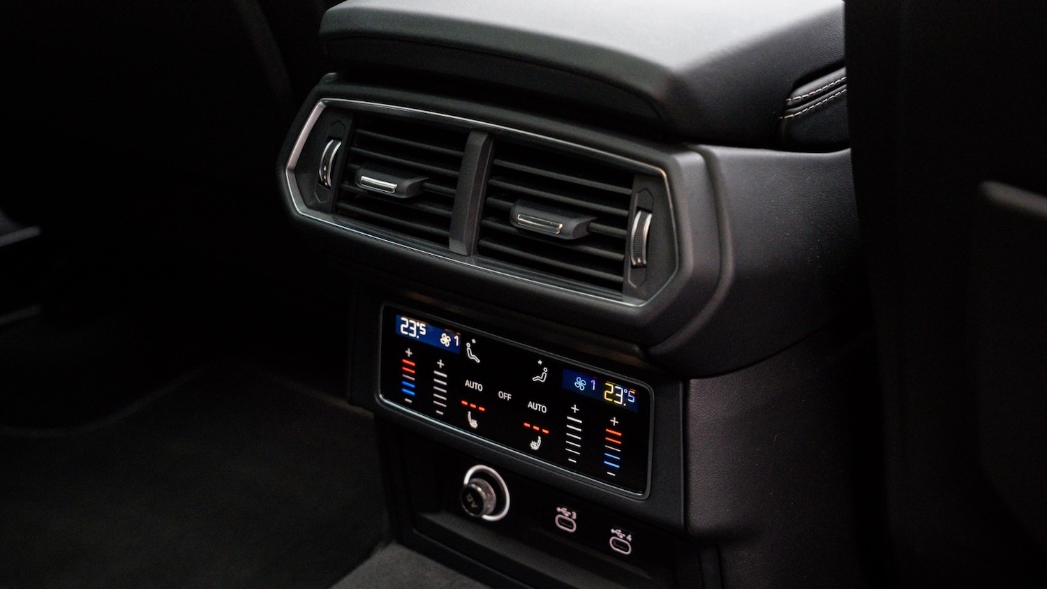 Used Lamborghini Urus 2023 for sale - 77326322: Photo 12