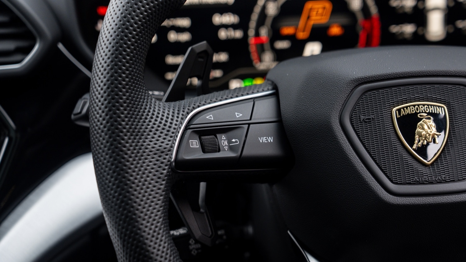 Used Lamborghini Urus 2023 for sale - 77326322: Photo 14