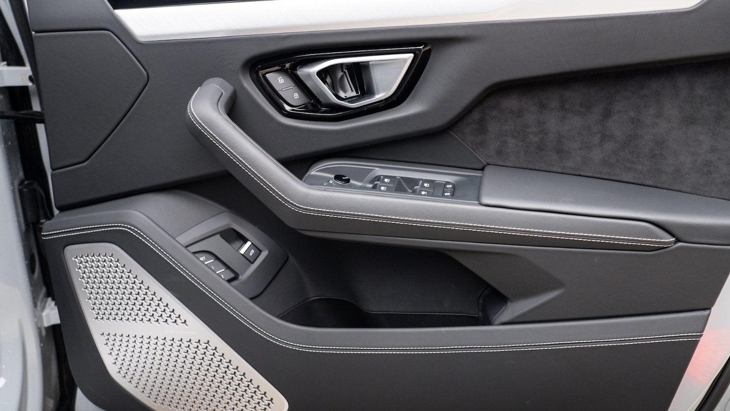 Used Lamborghini Urus 2023 for sale - 77326322: Photo 30