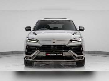 Used Lamborghini Urus 2023 for sale - 77326322: Photo