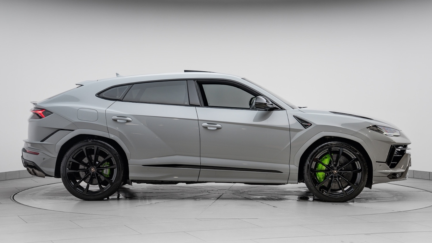 Used Lamborghini Urus 2023 for sale - 77326322: Photo 5