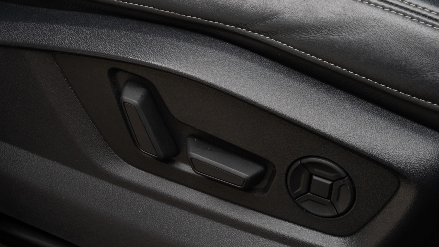 Used Audi Q7 2021 for sale - 77047662: Photo 33