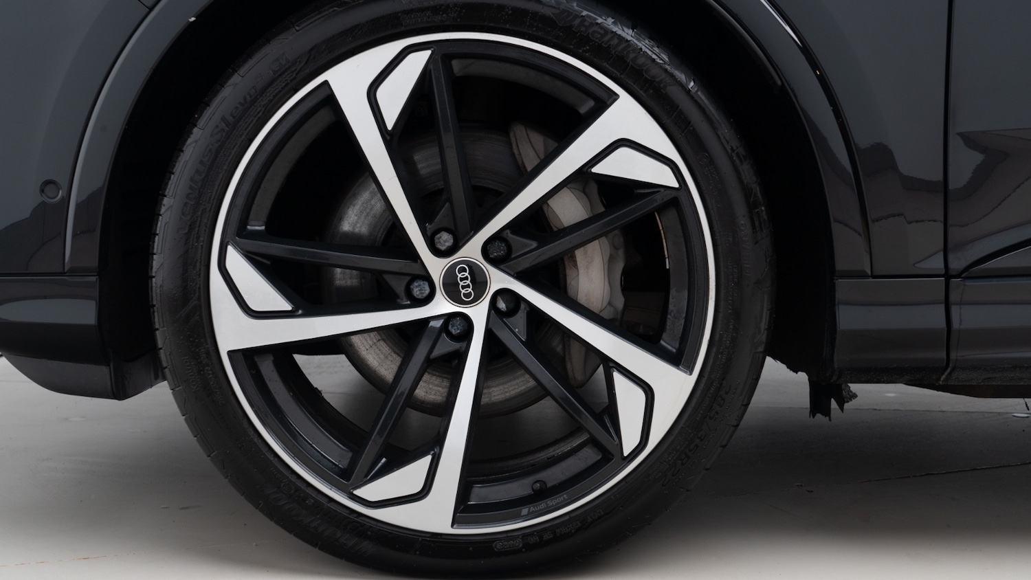 Used Audi Q7 2021 for sale - 77047662: Photo 8