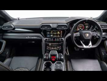Used Lamborghini Urus 2023 for sale - 74551742: Photo