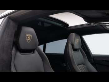 Used Lamborghini Urus 2023 for sale - 74551742: Photo