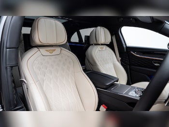 Used Bentley Flying Spur 2023 for sale - 78467935: Photo