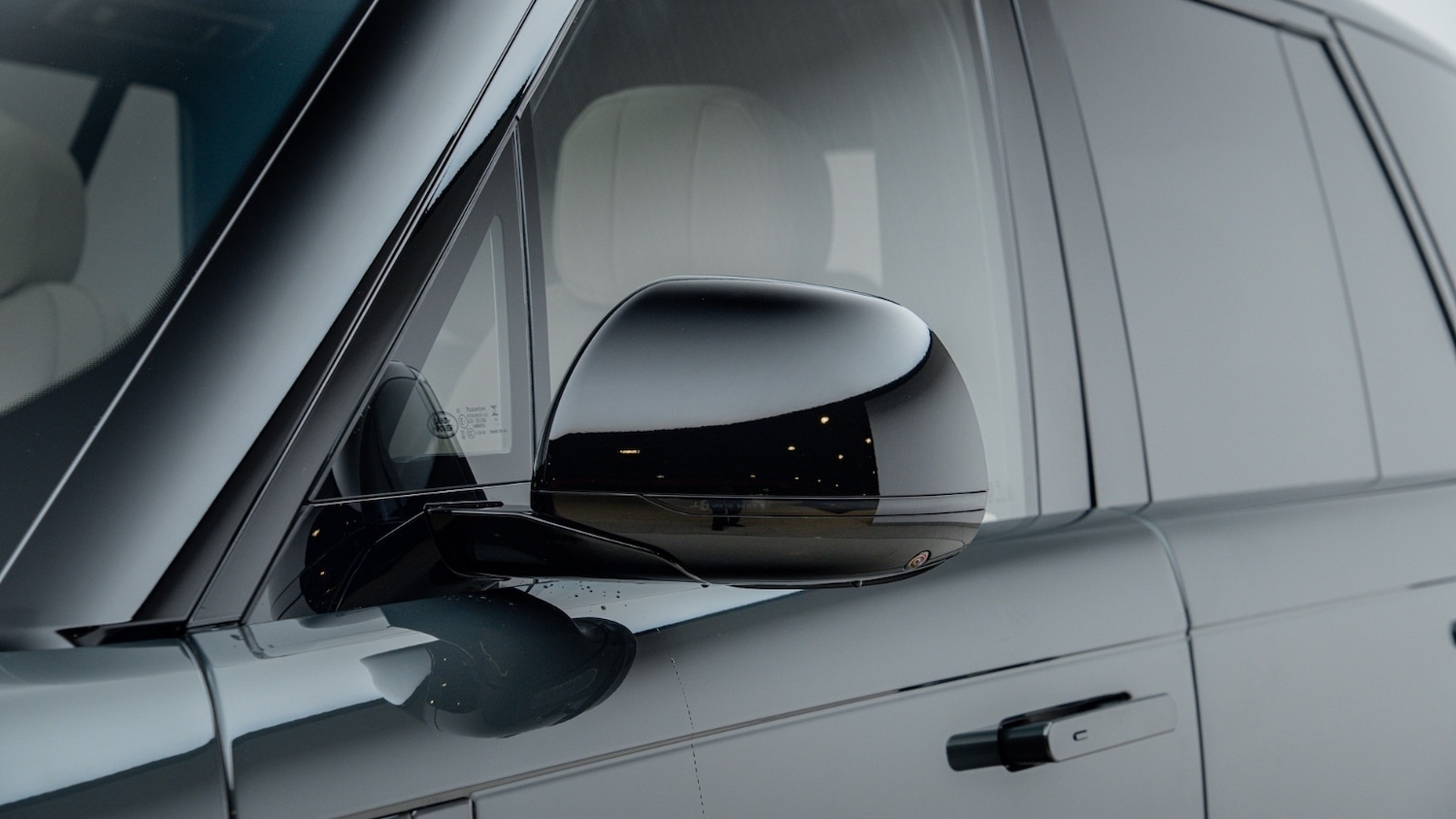 Used Land Rover Range Rover 2025 for sale - 77137696: Photo 8