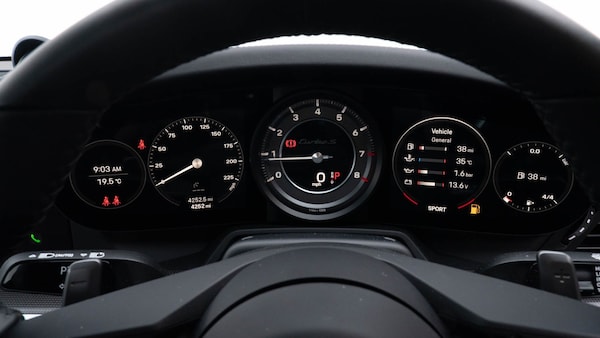 Used Porsche 911 2023 for sale - 76221800: Photo 21