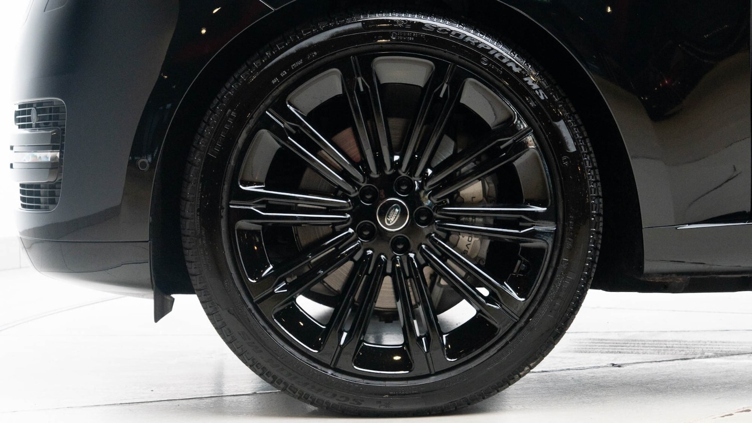 Used Land Rover Range Rover 2025 for sale - 76661095: Photo 10