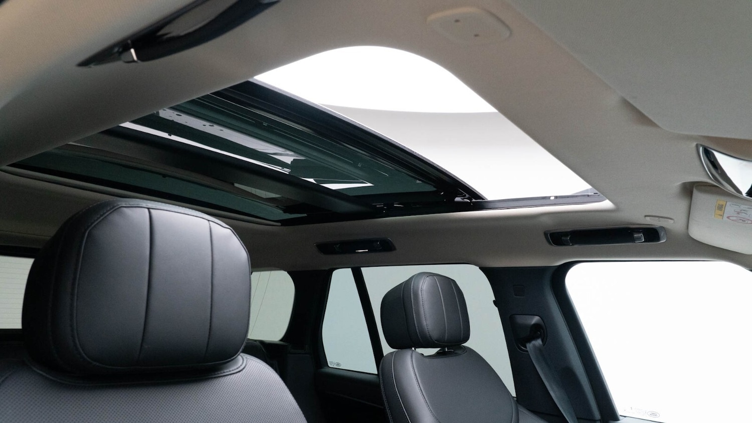 Used Land Rover Range Rover 2025 for sale - 76661095: Photo 22