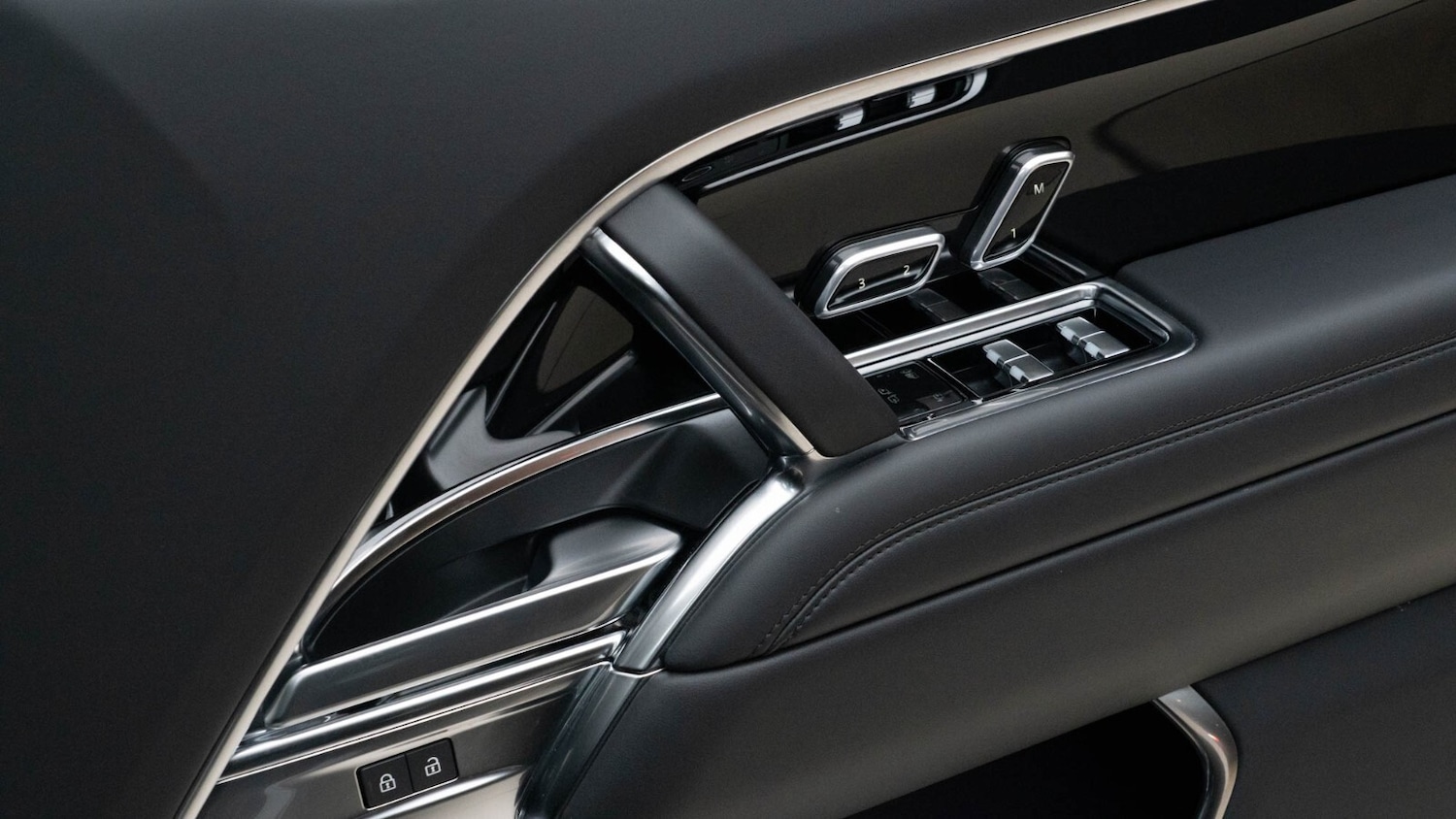 Used Land Rover Range Rover 2025 for sale - 76661095: Photo 33