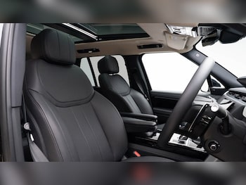 Used Land Rover Range Rover 2025 for sale - 76661095: Photo