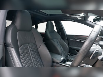 Used Audi RS7 2021 for sale - 76196003: Photo