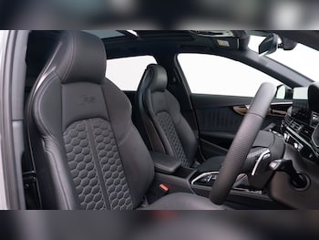 Used Mercedes-Benz GLB 2024 for sale - 76533729: Photo