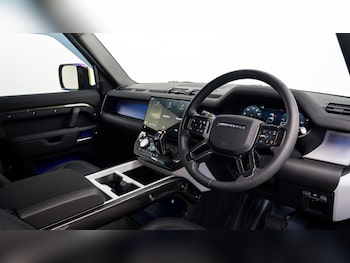 Used Land Rover Defender 2025 for sale - 78406376: Photo